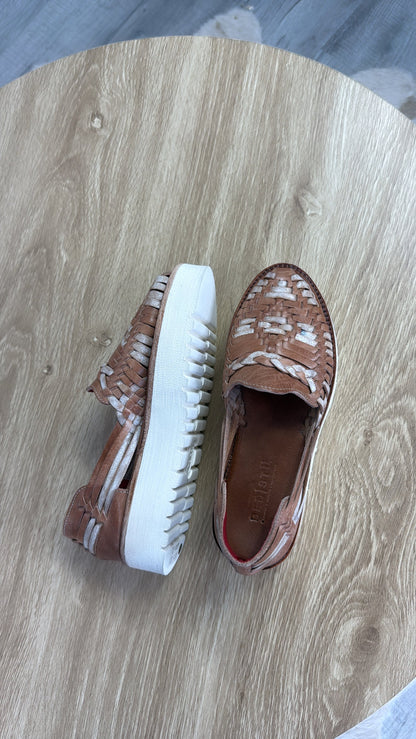 Bedstu Lizzie, Tan Rustic Nectar Lux