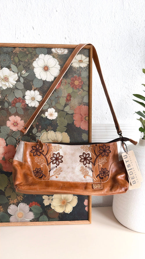 Bedstu Hyperbolic, Tan Rustic Nectar Lux