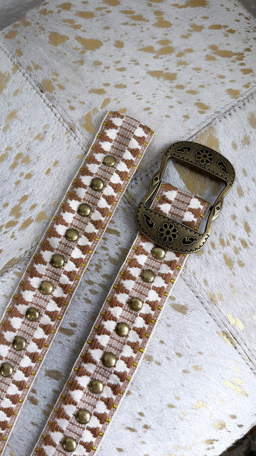 Maize Studded Adjustable Belt, Cocoa