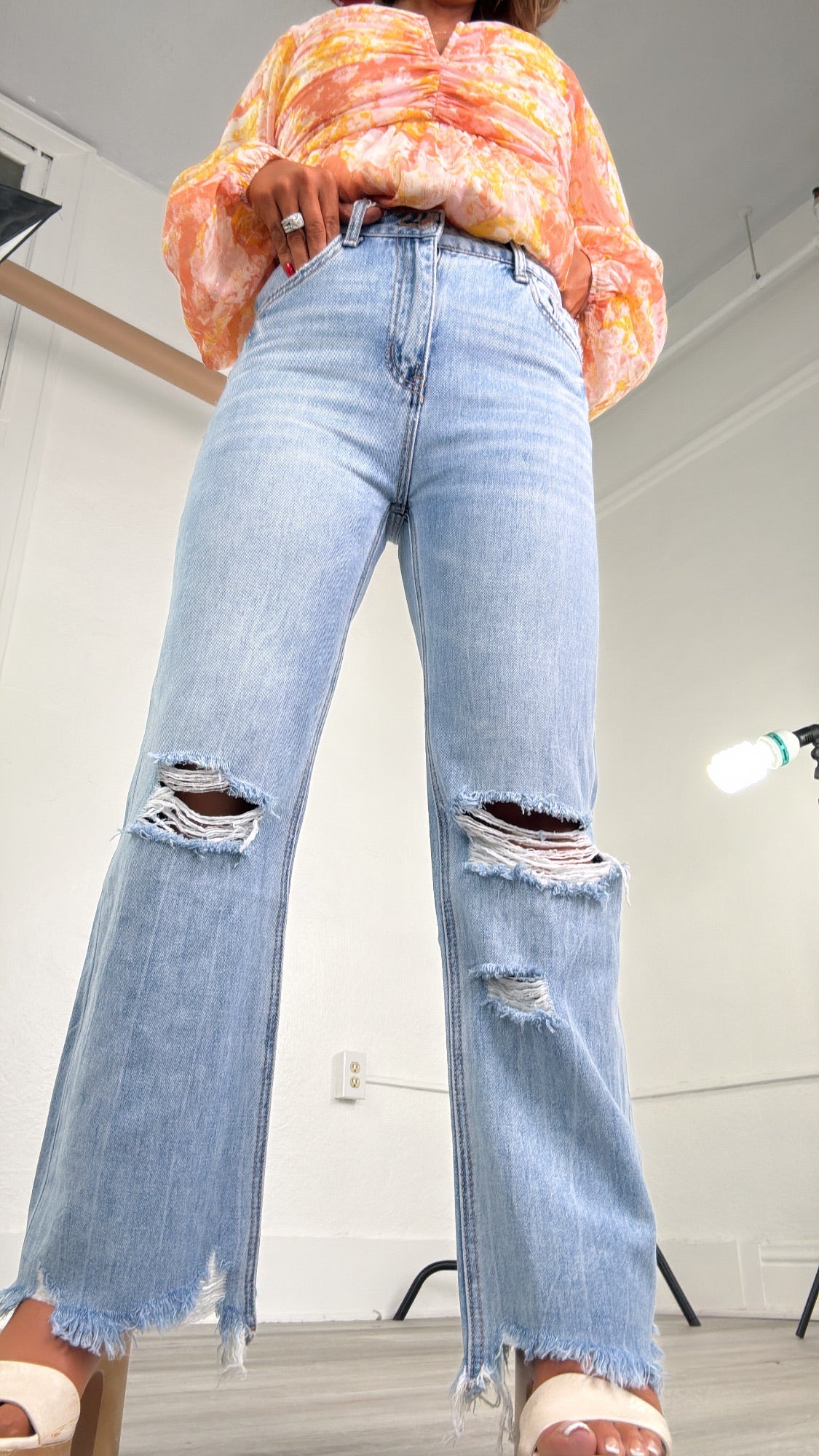 Jordie Distressed Denim Jean, VERVET