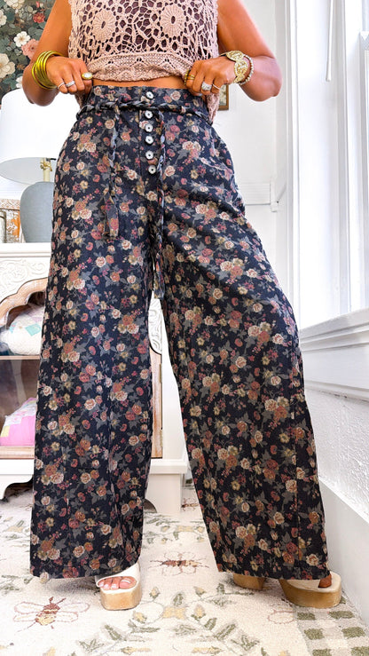 Muted Notes Floral Pants, Black Floral