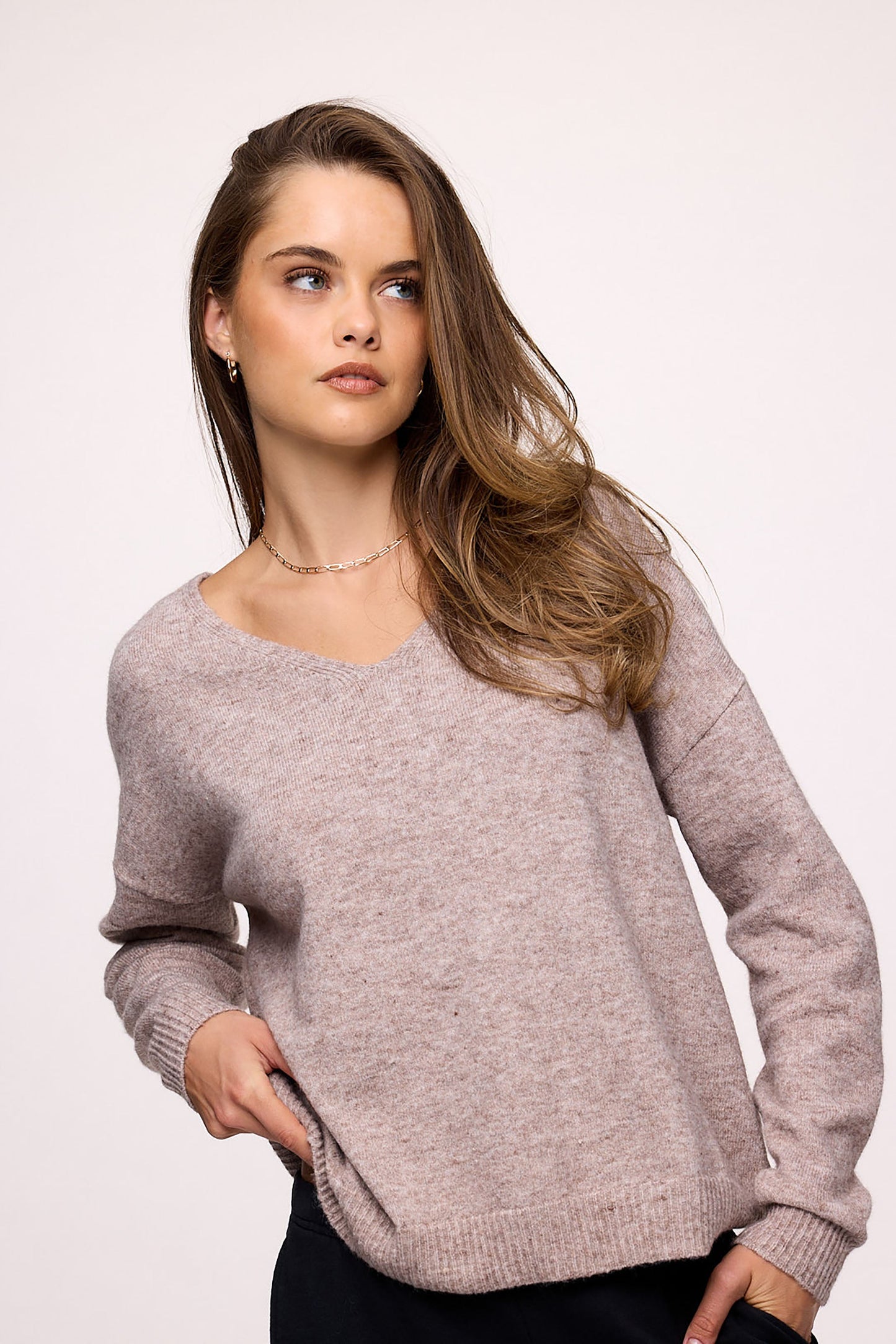 Cozy Knit V-Neck Sweater | Heather Cocoa