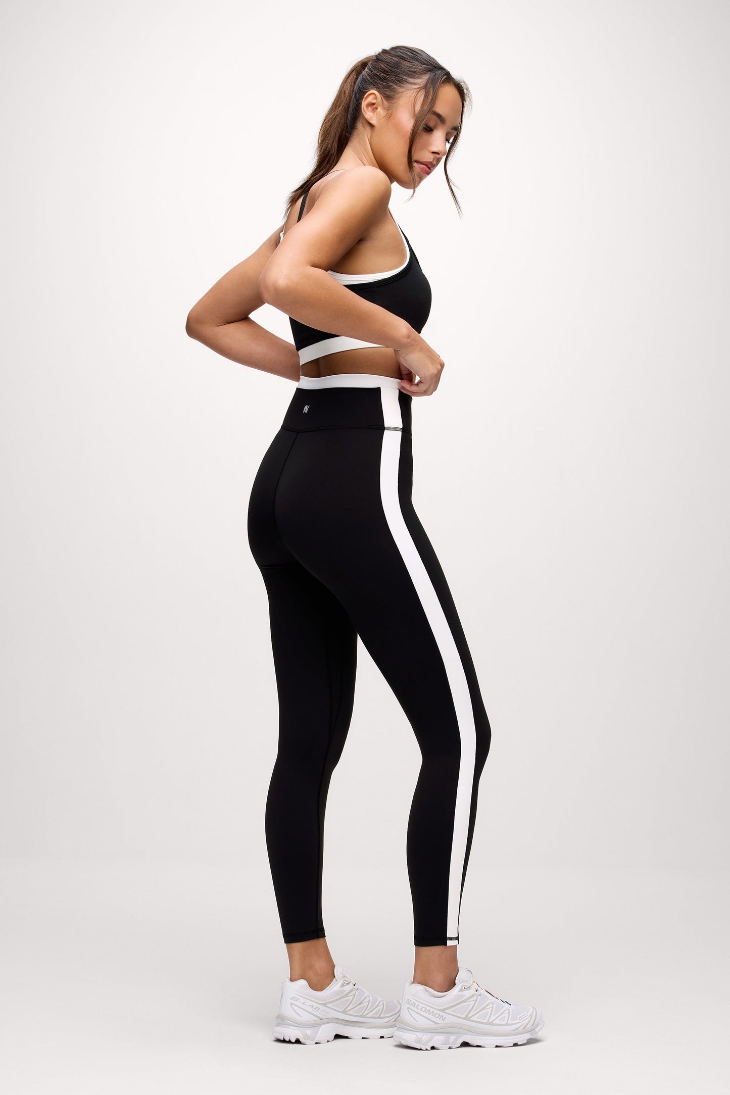 Motion Contrast Legging | Black
