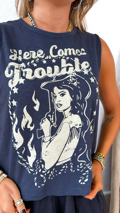 Here Comes Trouble Muscle tee, Washed Black