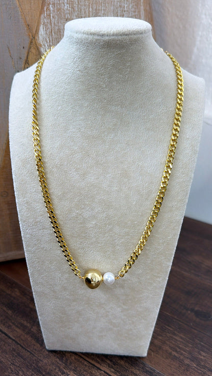 Golden Pearl Necklace