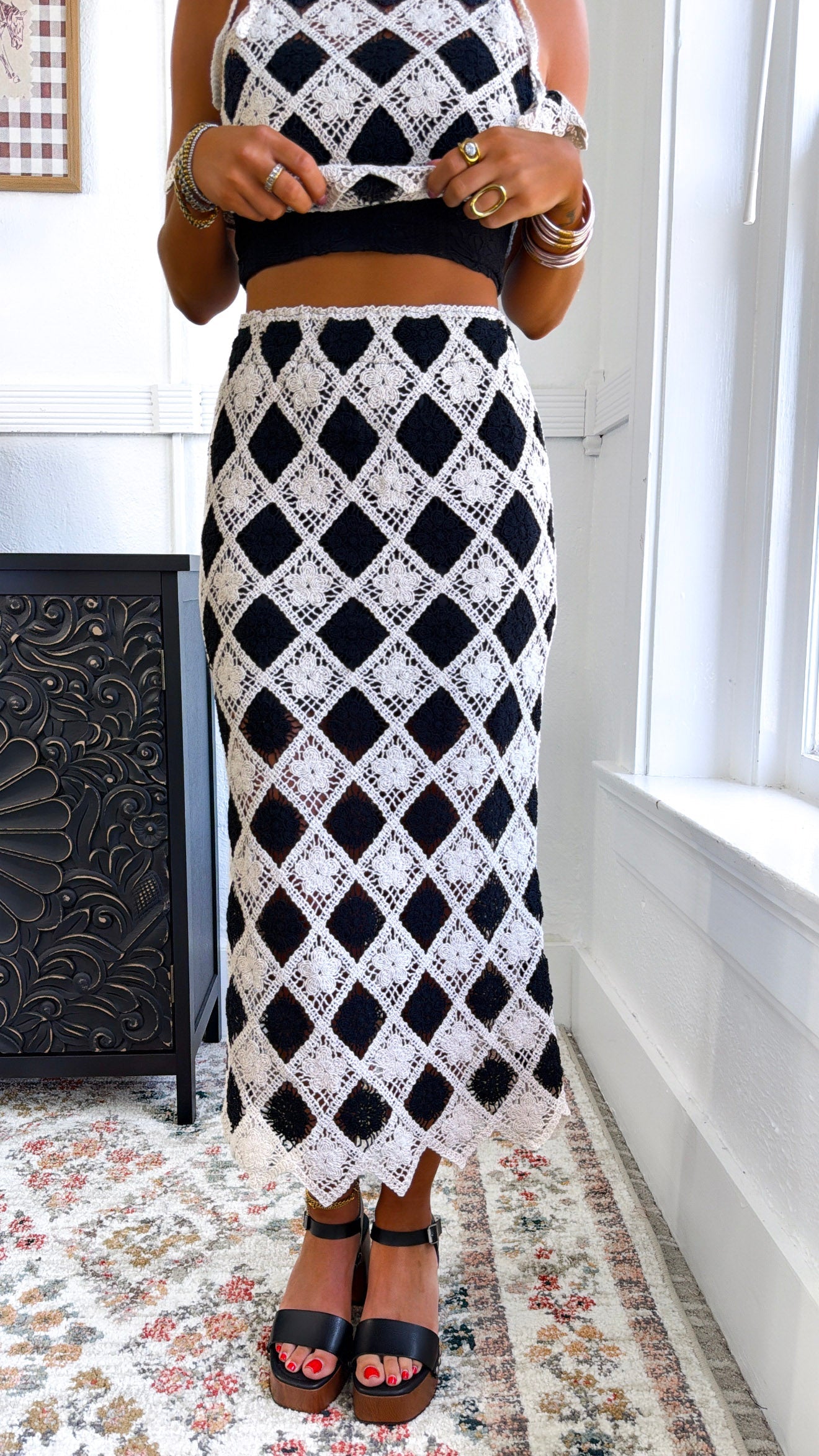 Checkered Flower Two Piece Set, Black/Natural