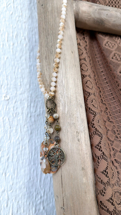 Nomad Blush Lilly Necklace