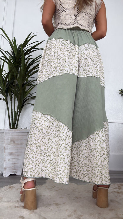 Ivy Oaks Floral Pant, Pistachio