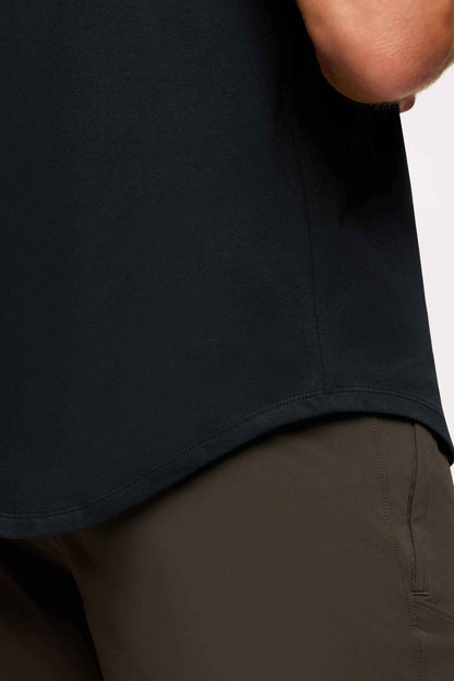 Freeform Curved Hem Tee | Black