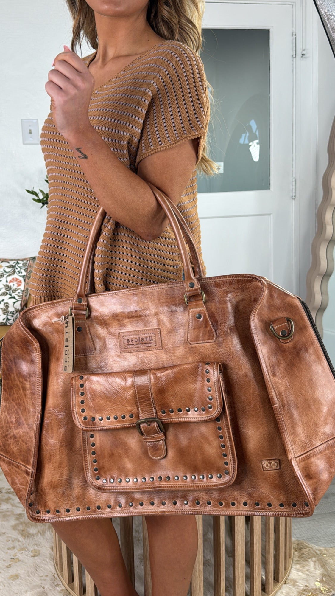 Bedstu Loaf, Tan Rustic