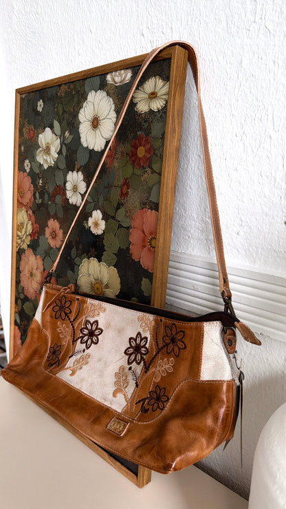 Bedstu Hyperbolic, Tan Rustic Nectar Lux