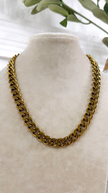 Chunky Shiny Chain Necklace,  Gold