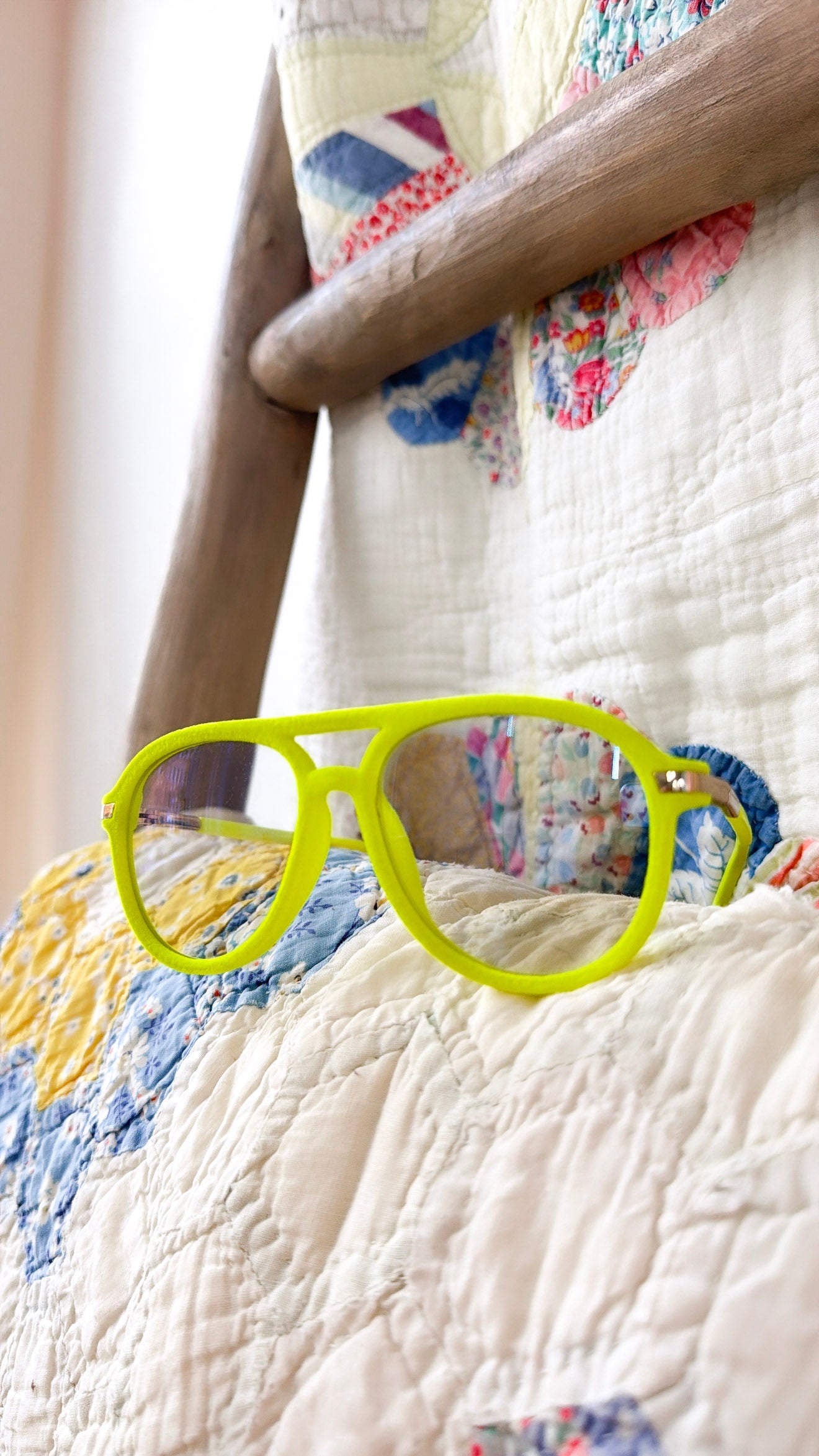 Mykonos BlueLight Velvet Glasses, Neon Green