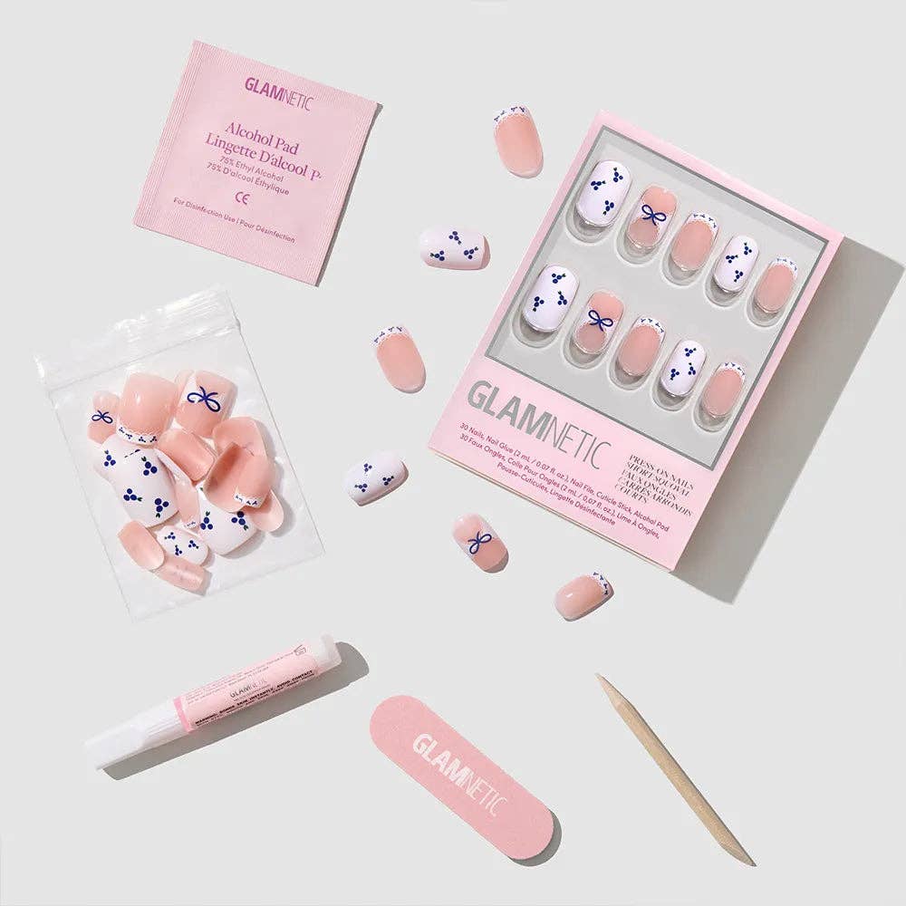 Blue A Kiss Press-On Nails | Short Squoval Valentine Ribbons