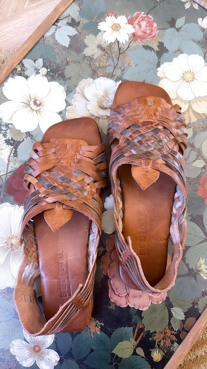 Bedstu Lauren ll, Desert Stone Rustic