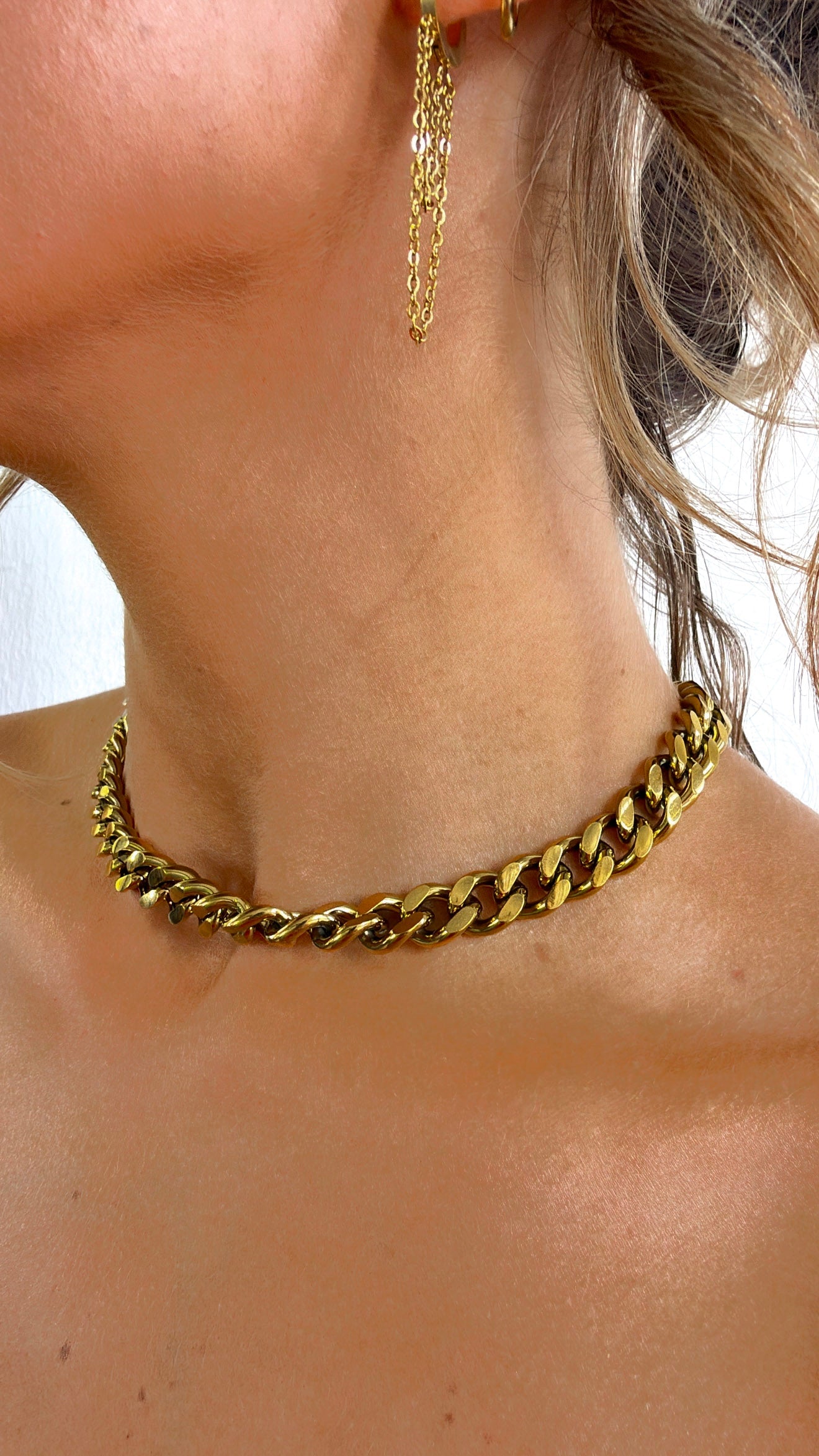 Chunky Shiny Chain Necklace,  Gold
