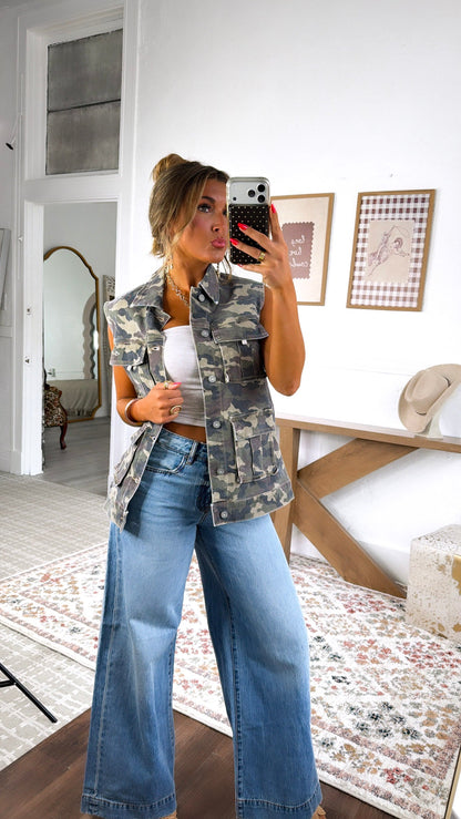 All Business Vest, Camo