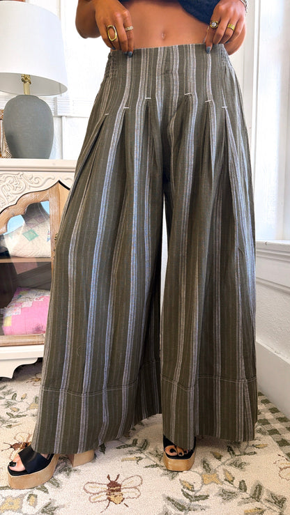 Flow State Striped Pant, Olive/White