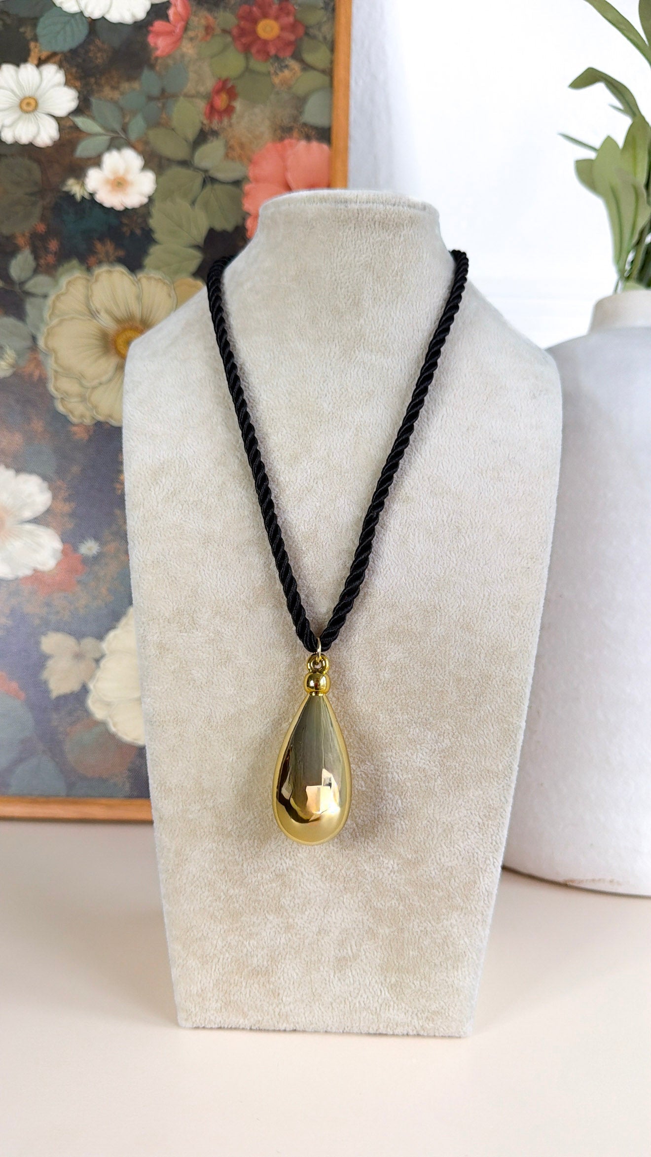 Drip Rope Necklace