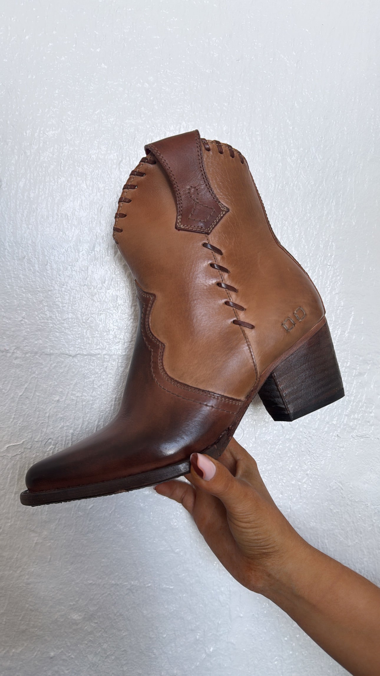 Bedstu Baila ll, Teak Oats Rustic
