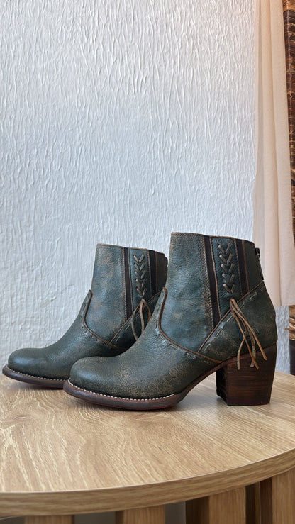 Bedstu Celestine, Dark Teal Lux