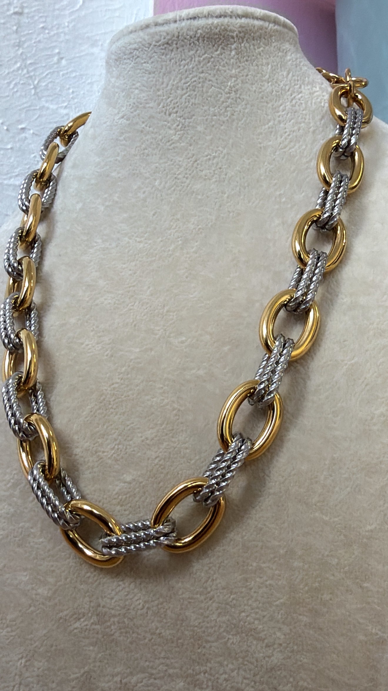 Margo Necklace