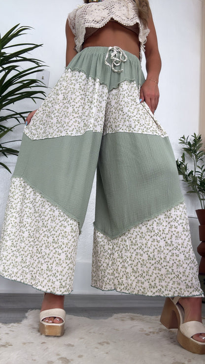 Ivy Oaks Floral Pant, Pistachio