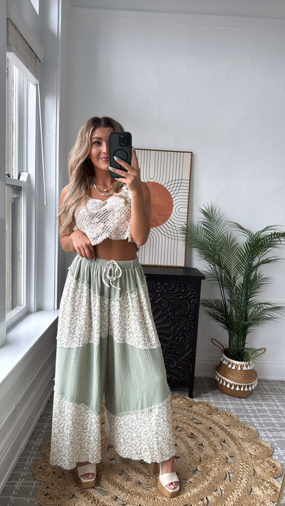 Ivy Oaks Floral Pant, Pistachio