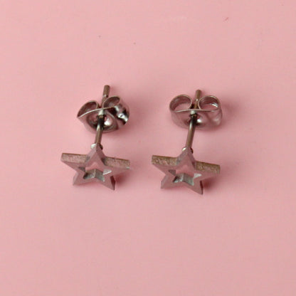 Cut Out Star Stud Earrings