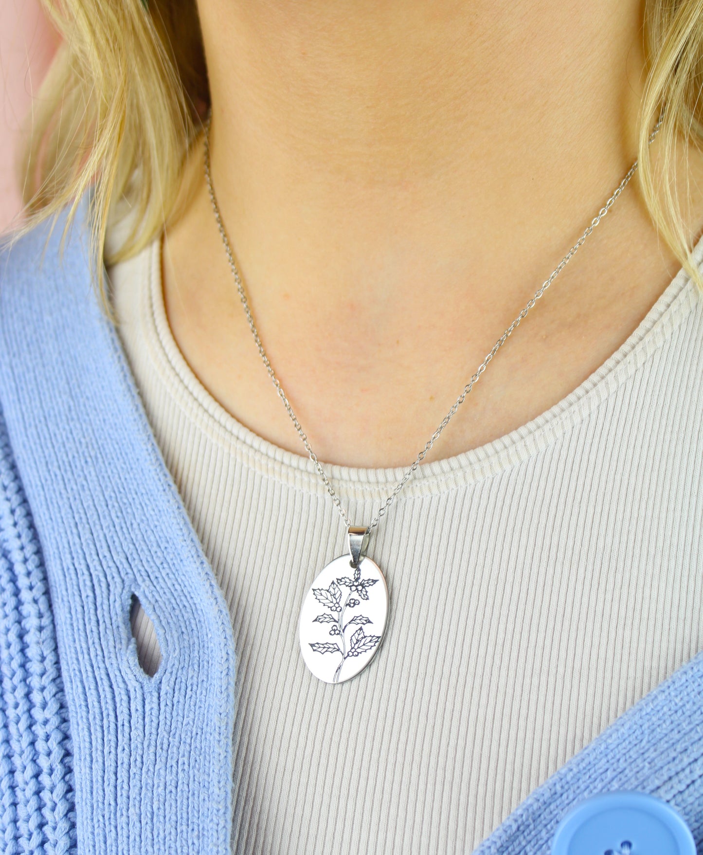 December Birth Flower Necklace - Holly
