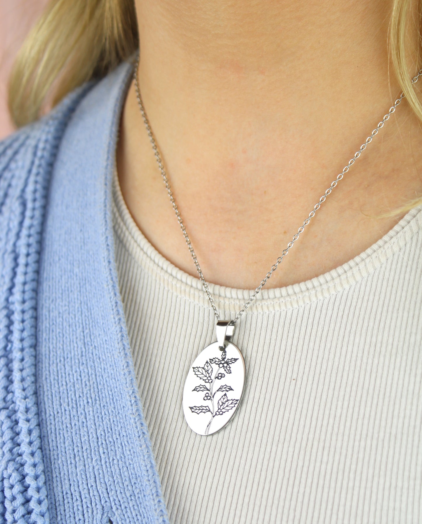 December Birth Flower Necklace - Holly