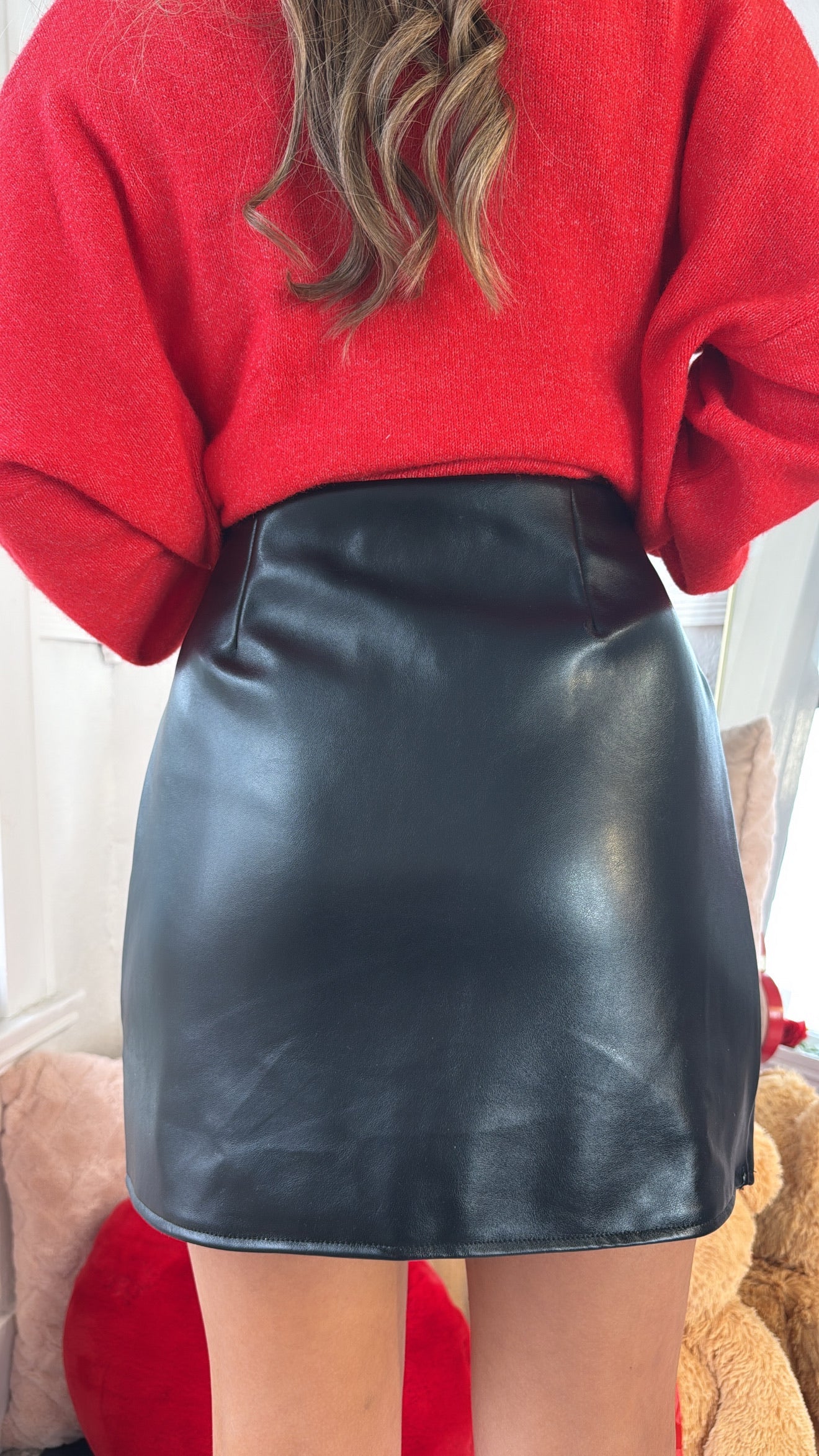 City Sleek Mini Skirt, Black