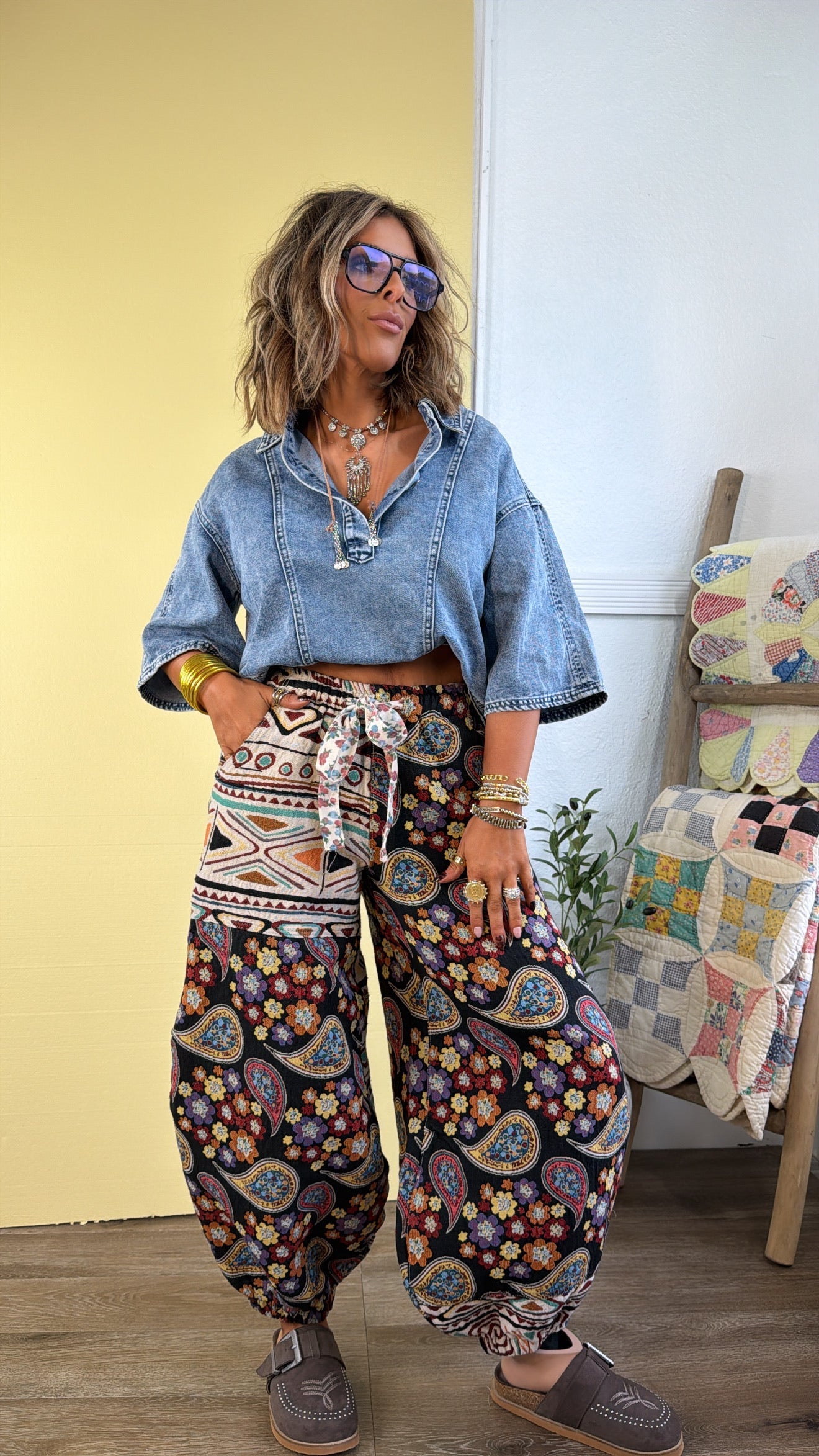 Paisley Fields Jogger, Black Multi