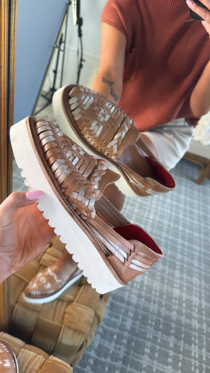 Bedstu Lizzie, Tan Rustic Nectar Lux
