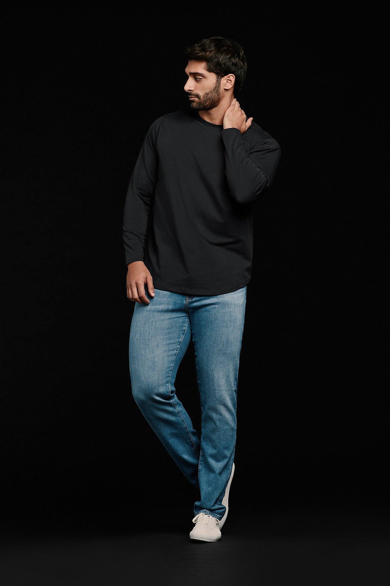 Long Sleeve Curved Hem T-Shirt | Black