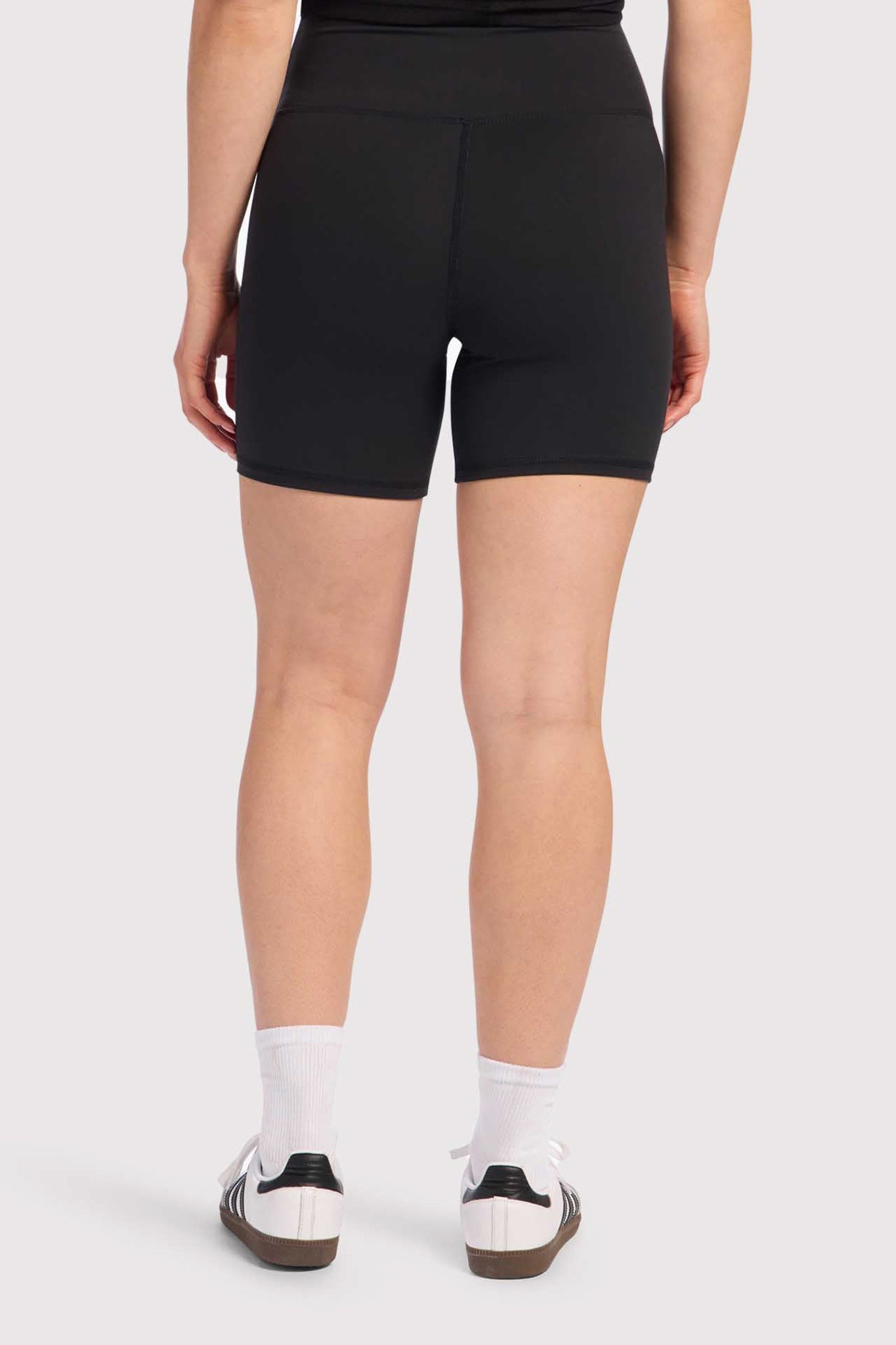 High-Waist Elevate Biker Short | Black