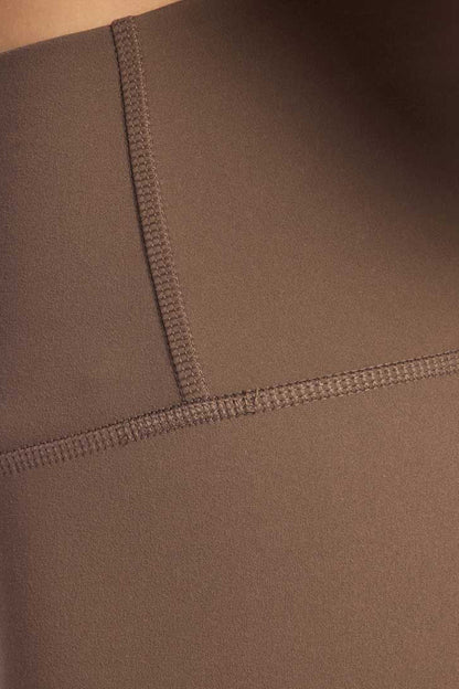 High-Waist Elevate Biker Short | Mocha