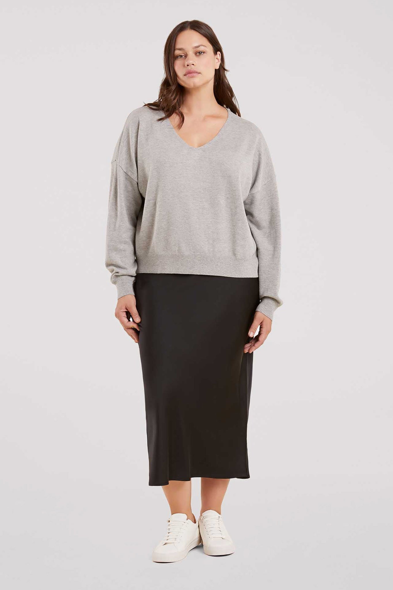 Luxe Knit V-Neck Sweater | Heather Grey