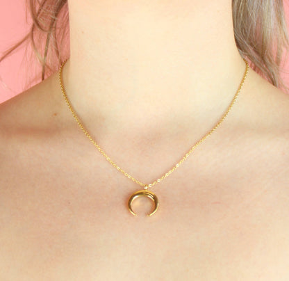 Crescent Moon Necklace (Gold Plated)