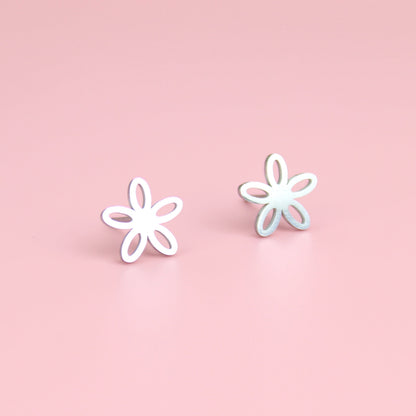 Cut Out Daisy Stud Earrings