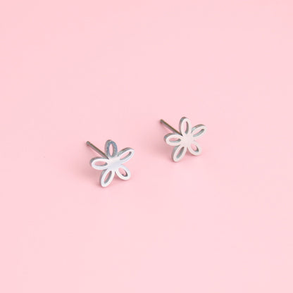 Cut Out Daisy Stud Earrings
