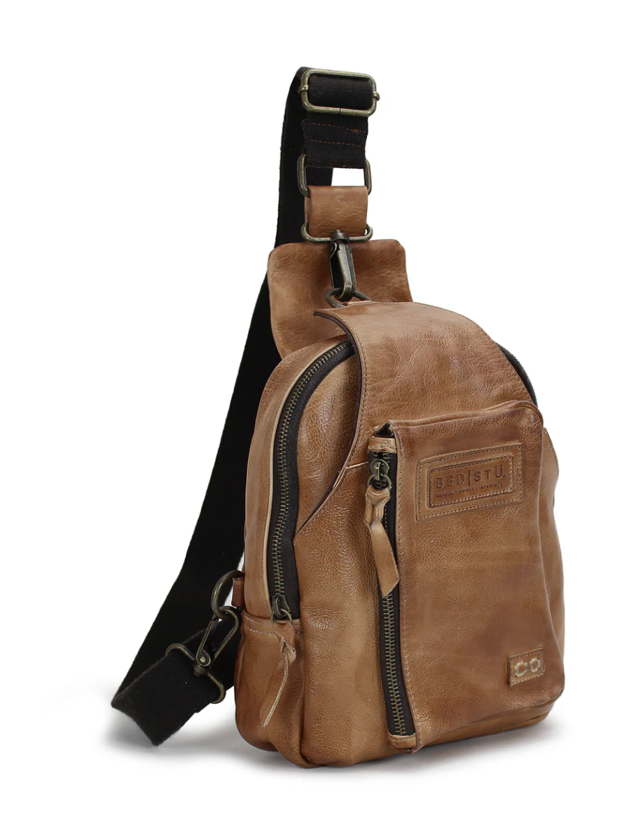 Bedstu Beau, Tan Rustic