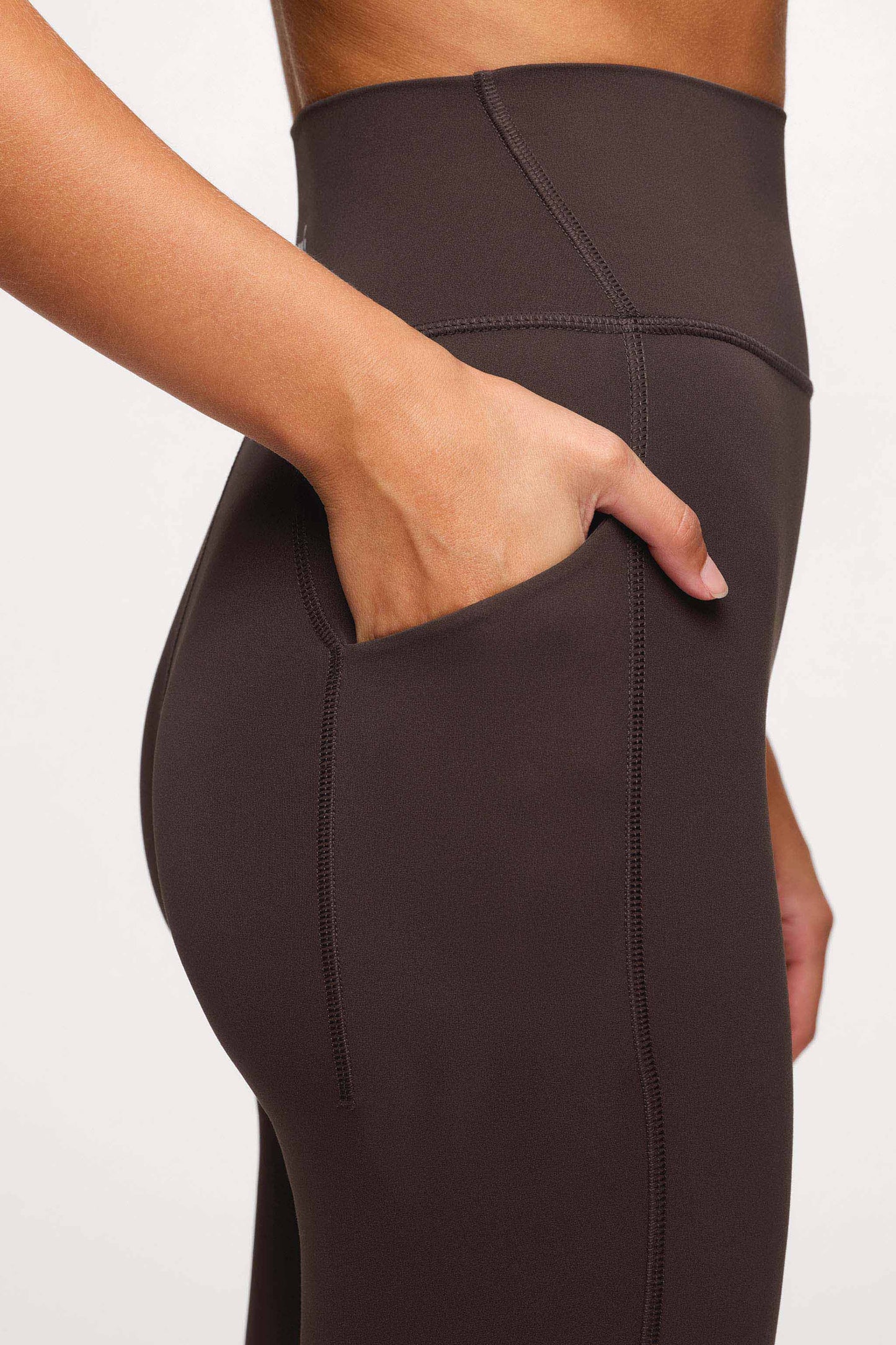 Motion Legging with Pocket | Espresso