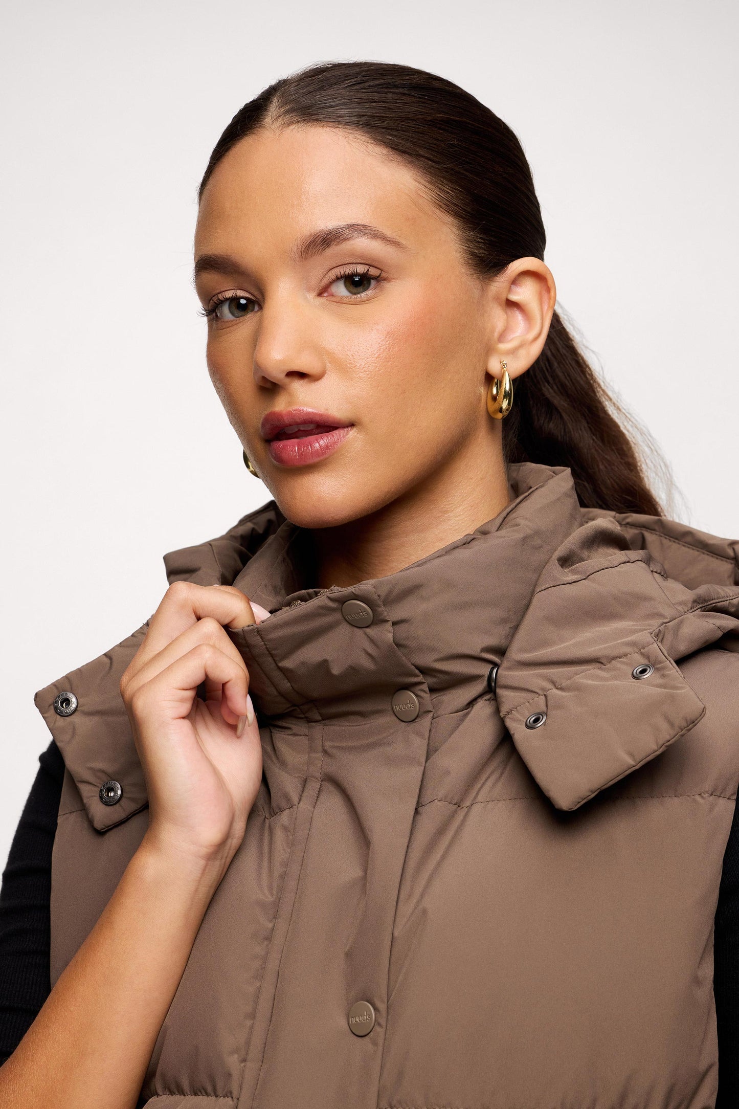 Peak Puffer Vest | Mocha