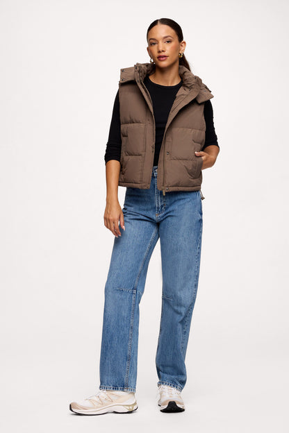 Peak Puffer Vest | Mocha